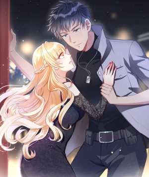 Sweet wife in the palm is deeply pampered